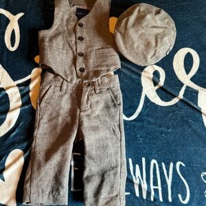 New Janie and Jack 3 piece baby boys wool suit pants pageboy hat & vest 6-12 m